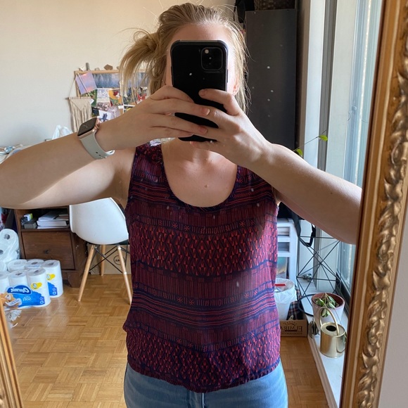 Patterned Sheer Tank - Picture 3 of 4